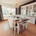 Promenade - Luxuriously For 8 People *